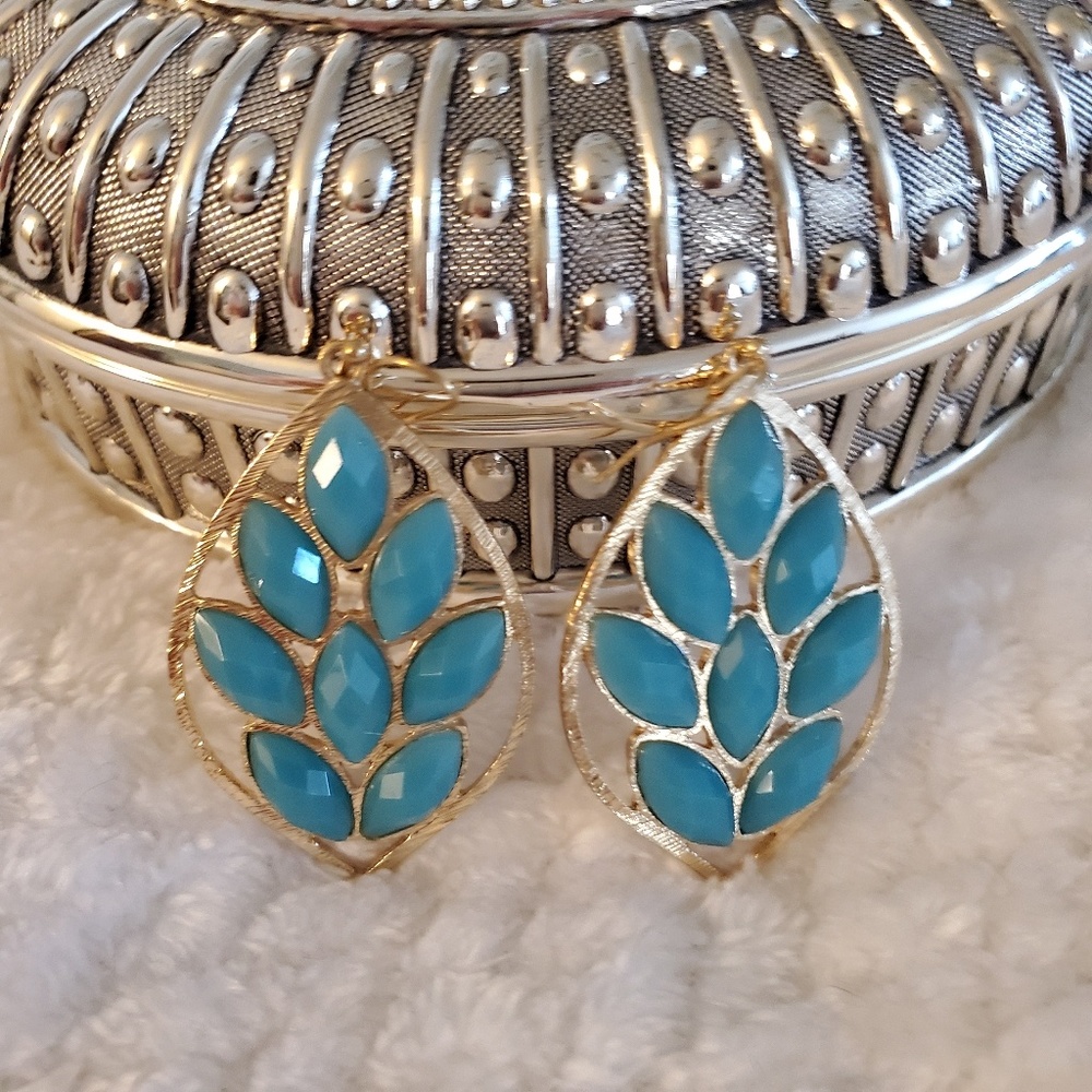 Statement earrings - Picture 1 of 3
